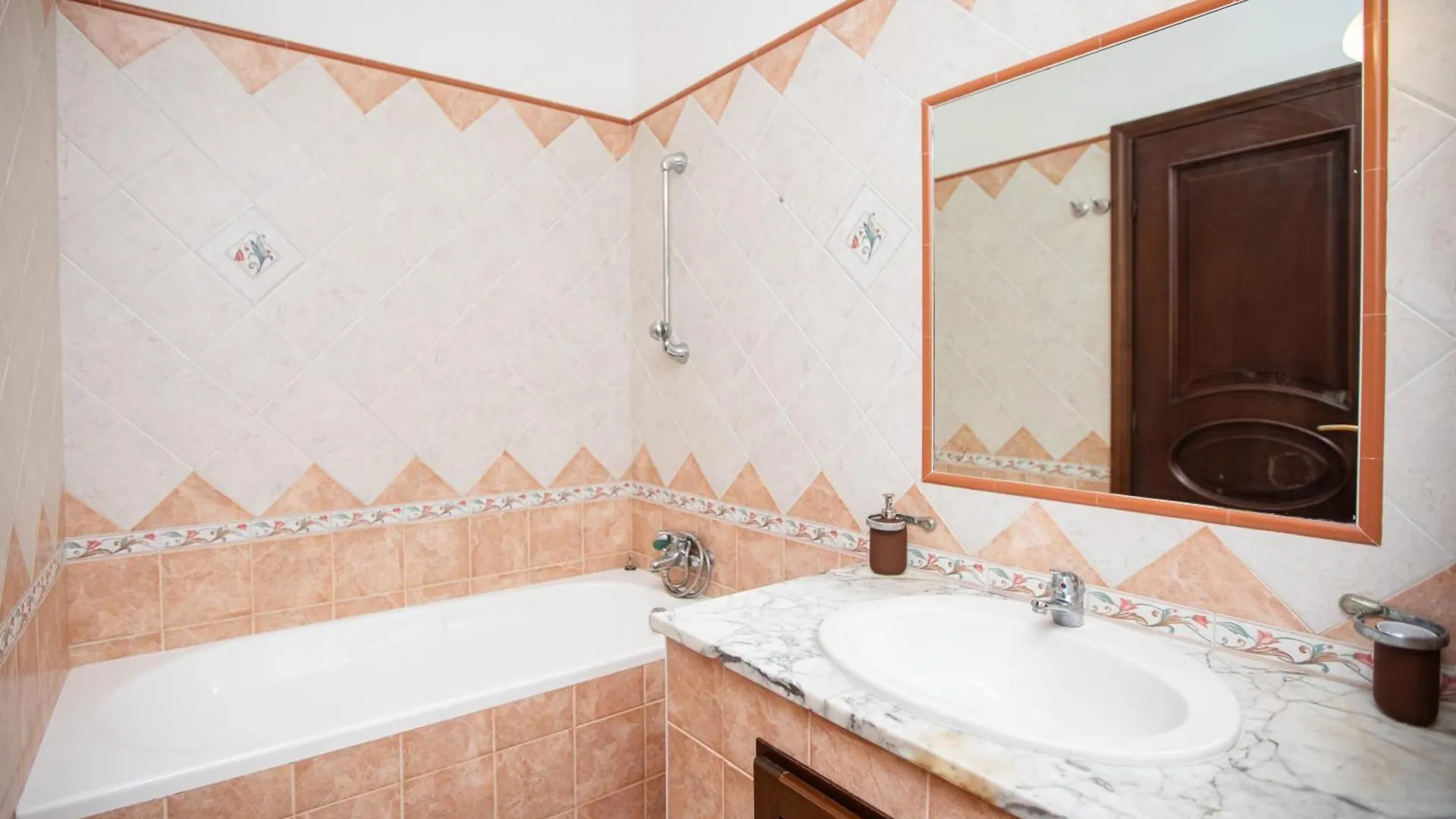 Villa Nikla Συρακούσες